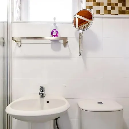 Charming House In Do Almoxarife With Sea View. Feriehus *