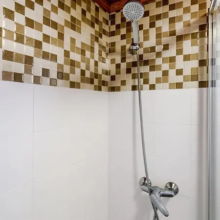 Feriehus Charming House In Do Almoxarife With Sea View. Praia do Almoxarife