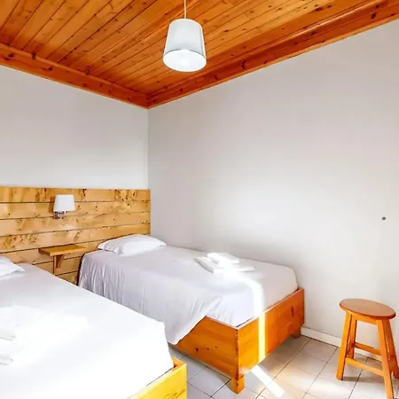 Charming House In Do Almoxarife With Sea View. *