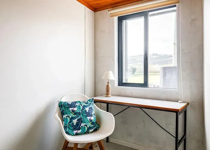 Vakantiehuis Charming House In Do Almoxarife With Sea View.